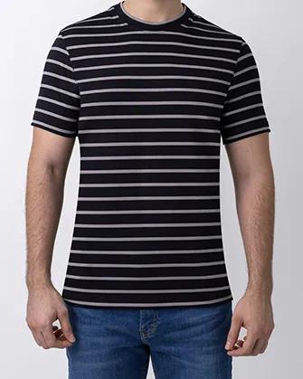 T-shirt moda cuello redondo slim fit negro