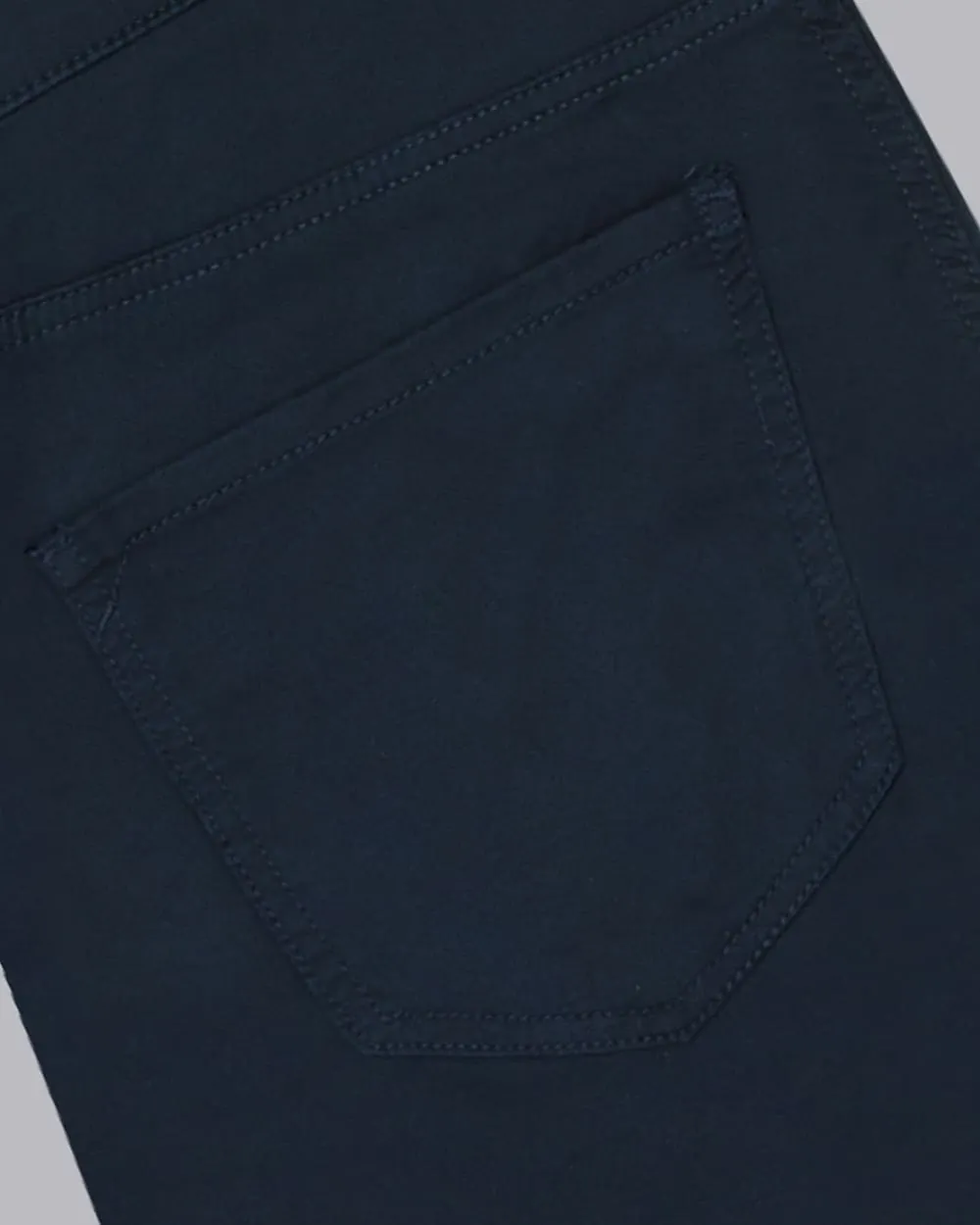 Pantalón casual slim fit anywhere twill azul oscuro