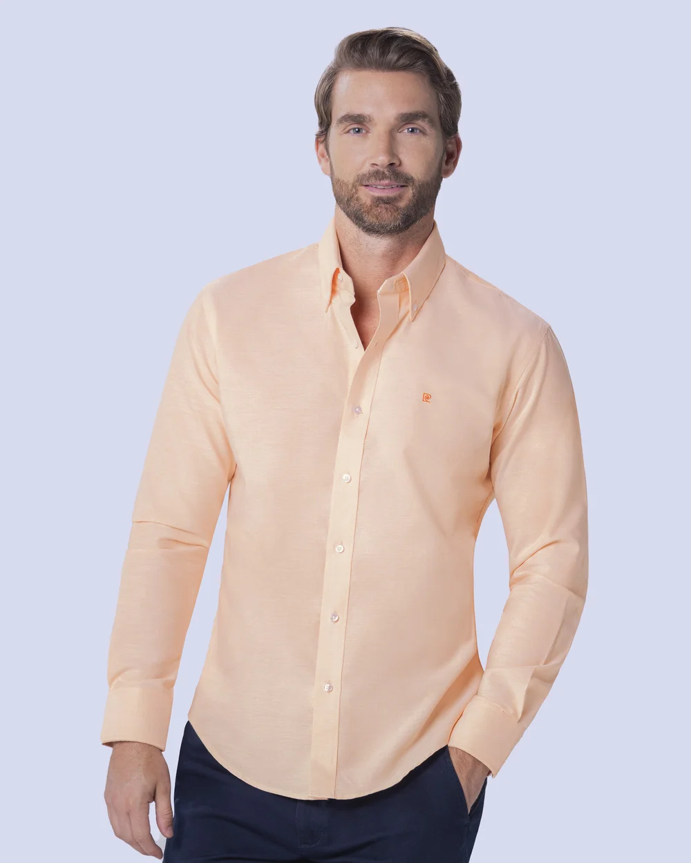 Camisa slim fit manga larga oxford color naranja claro