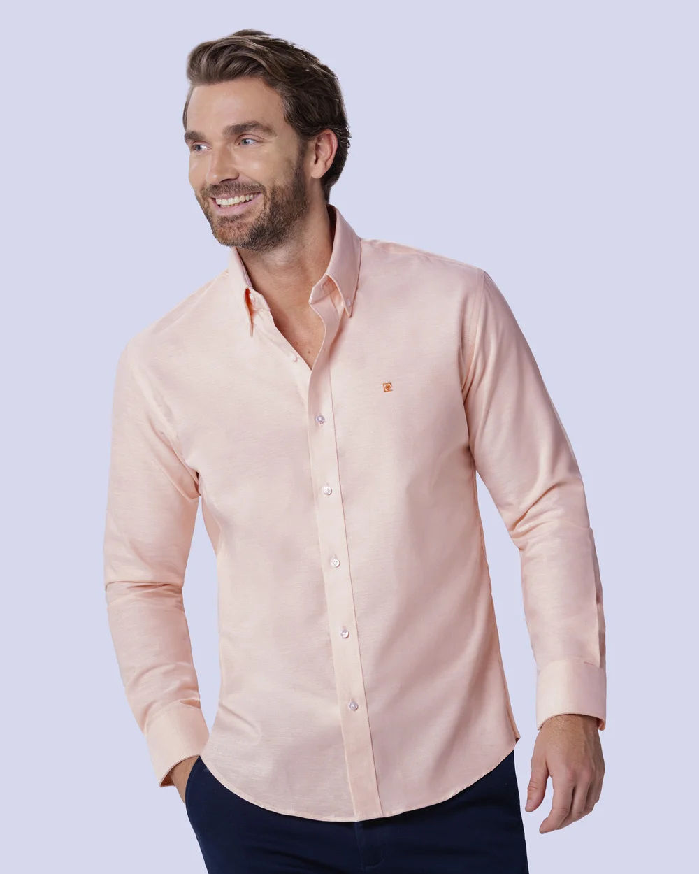 Camisa slim fit manga larga oxford color salmón