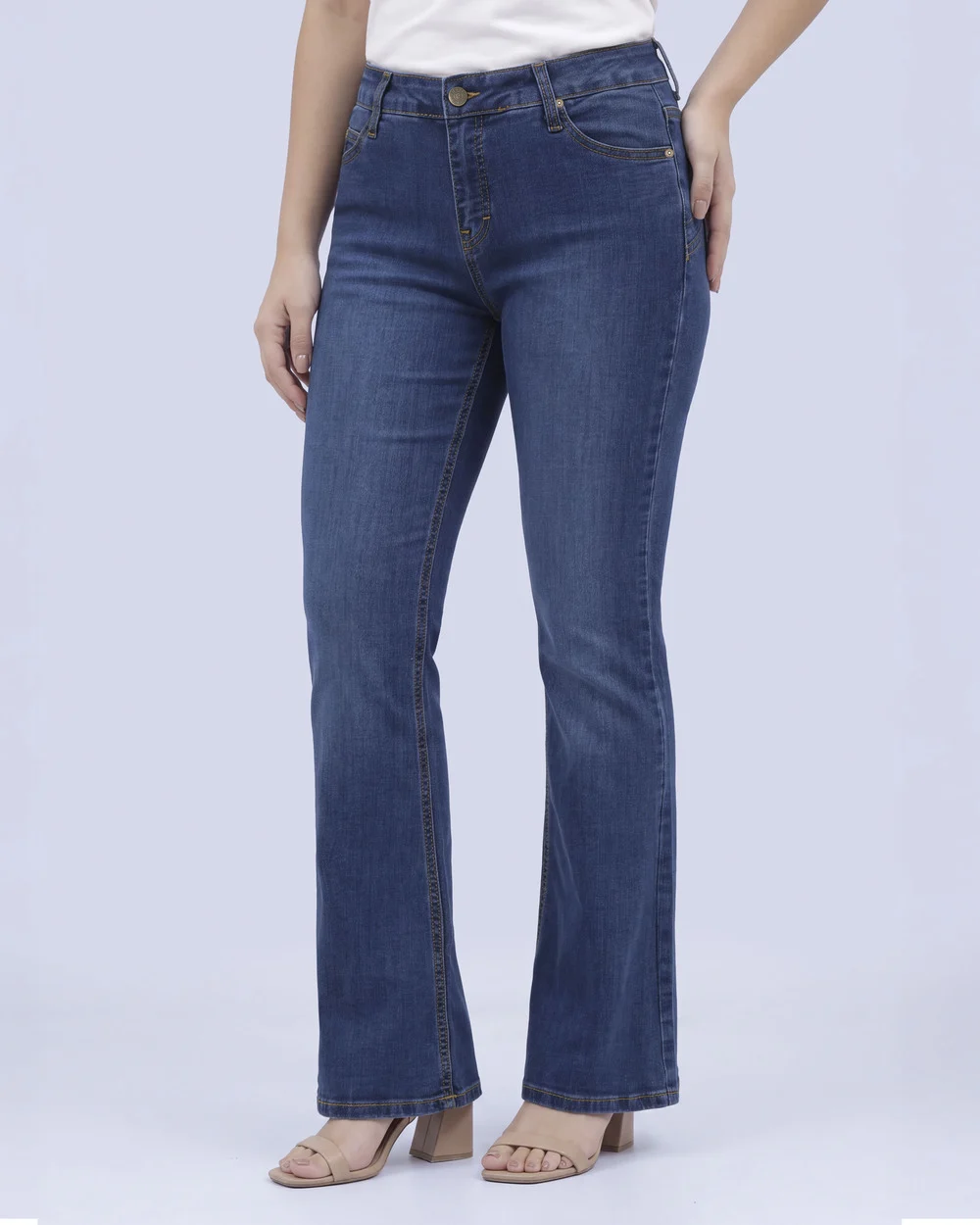 Jeans  tipo campana 471 tiro alto azul