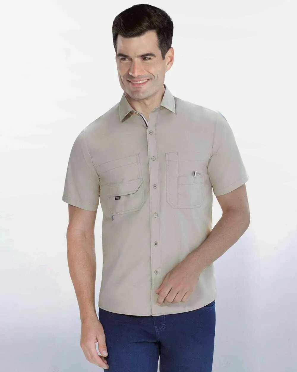 Camisa casual performance beige manga corta slim fit