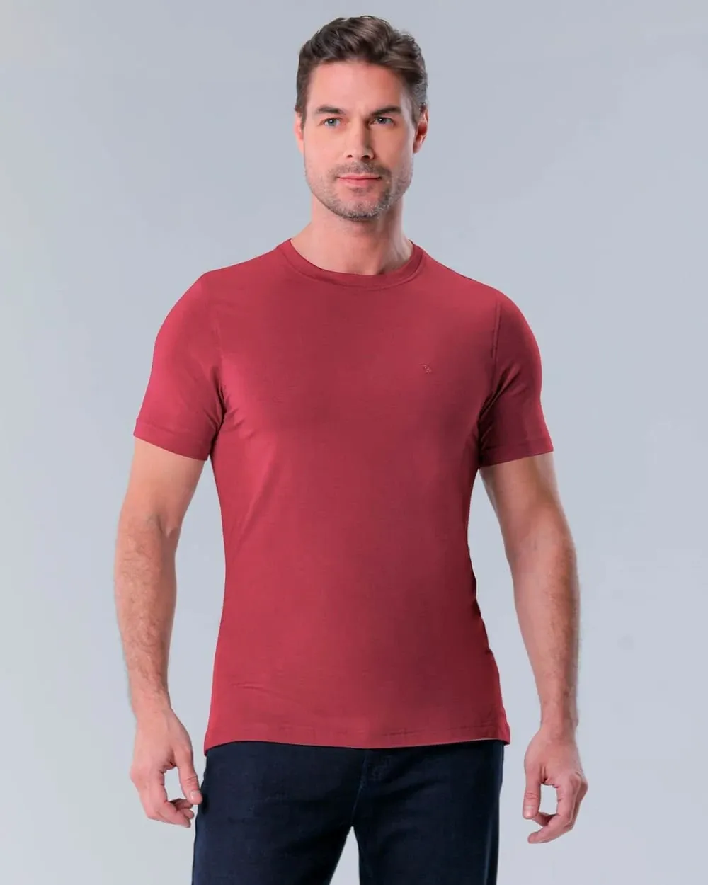 Camiseta cuello redondo lisa manga corta para caballero pierre cardin roja