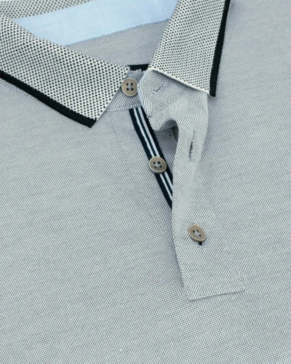 Camisa sport diseño slim fit manga corta gris