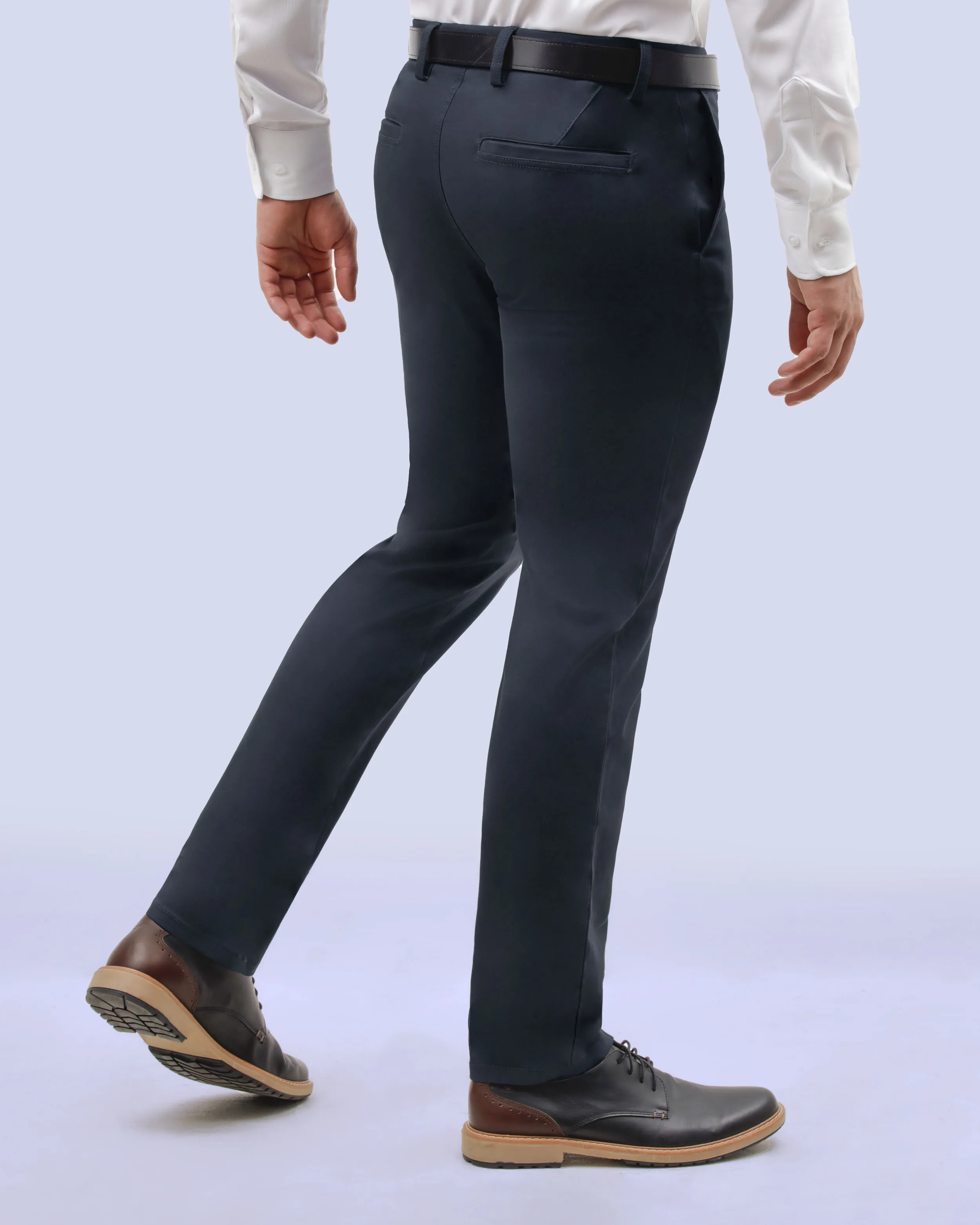 Pantalón casual slim fit azul active flex manhattan