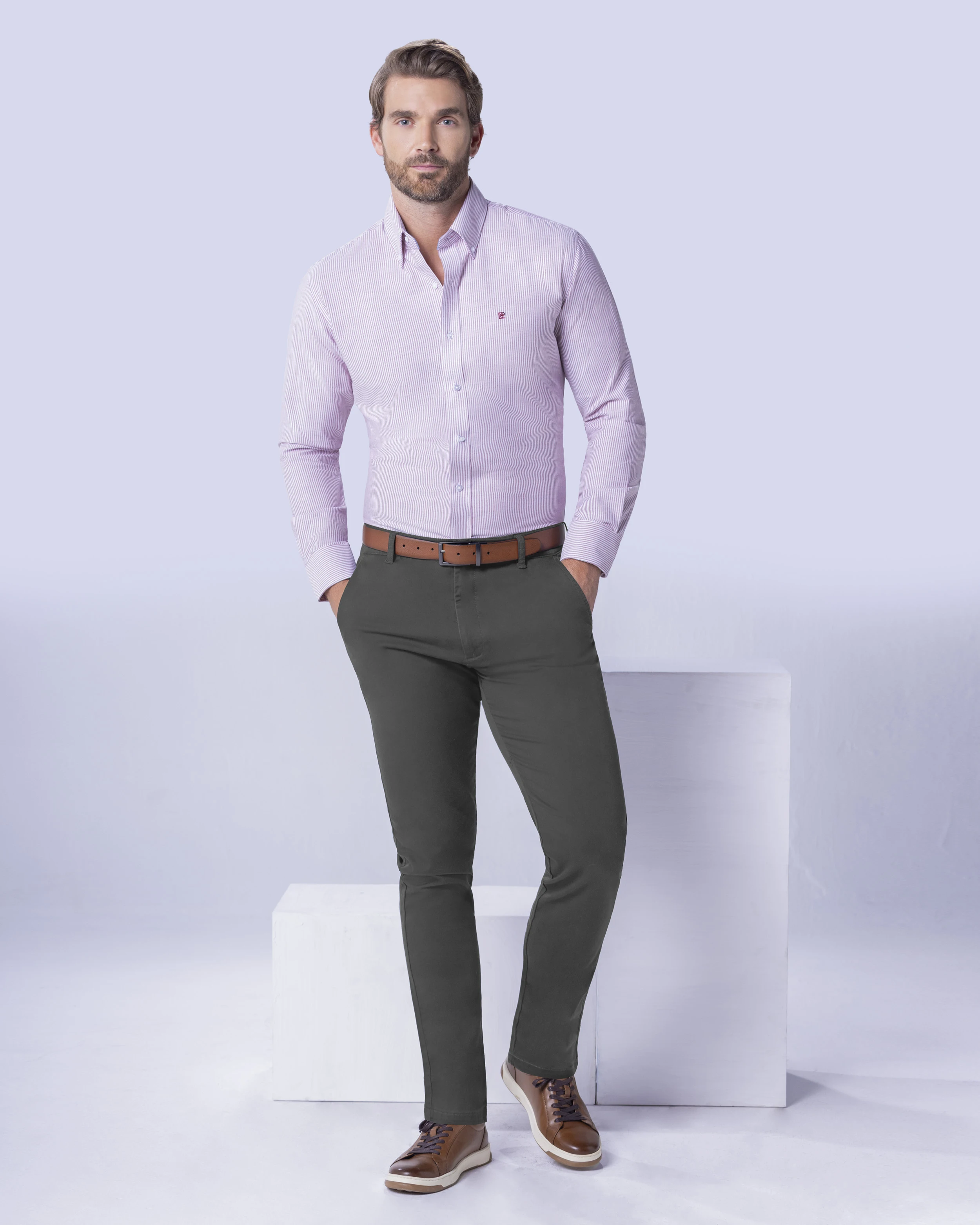 Pantalón casual slim fit active flex gris