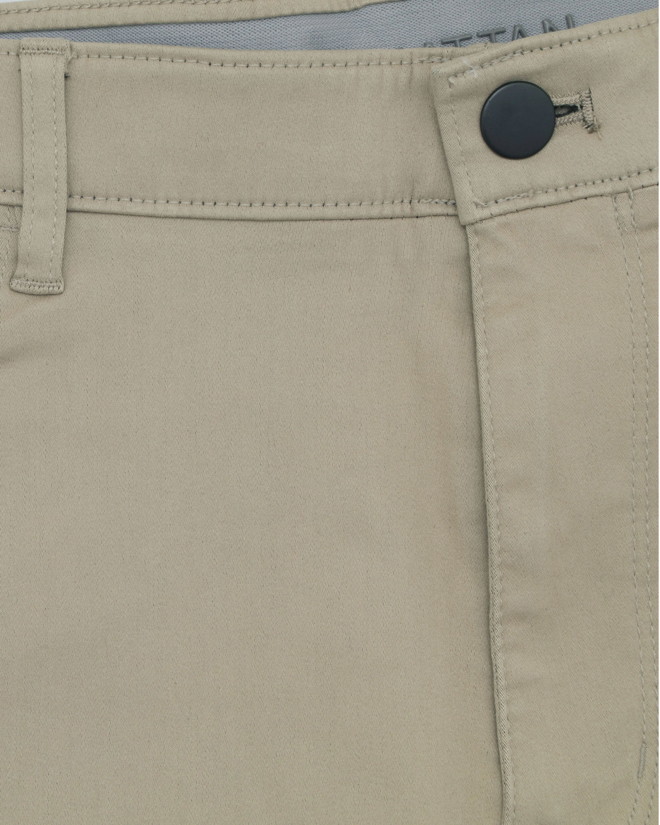 Pantalón casual slim fit beige lux touch manhattan