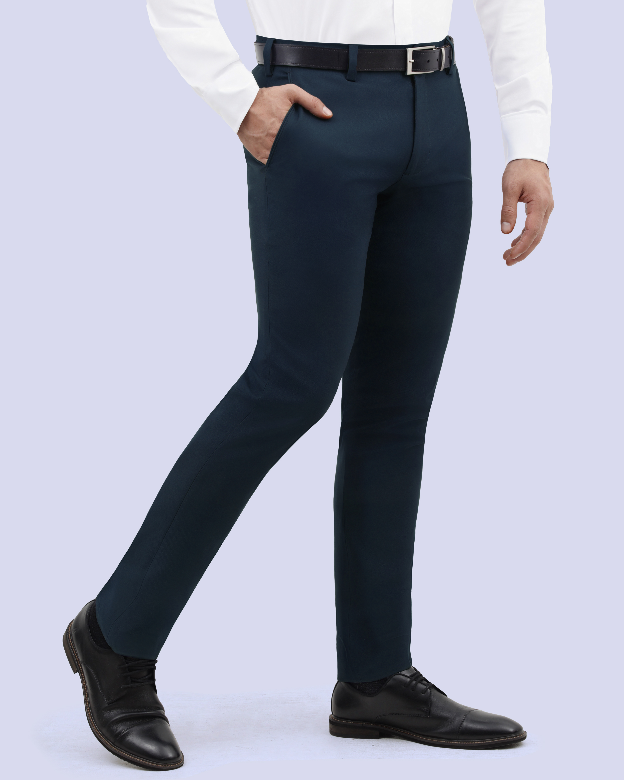 Pantalón de vestir slim fit stretch impermeable azul manhattan