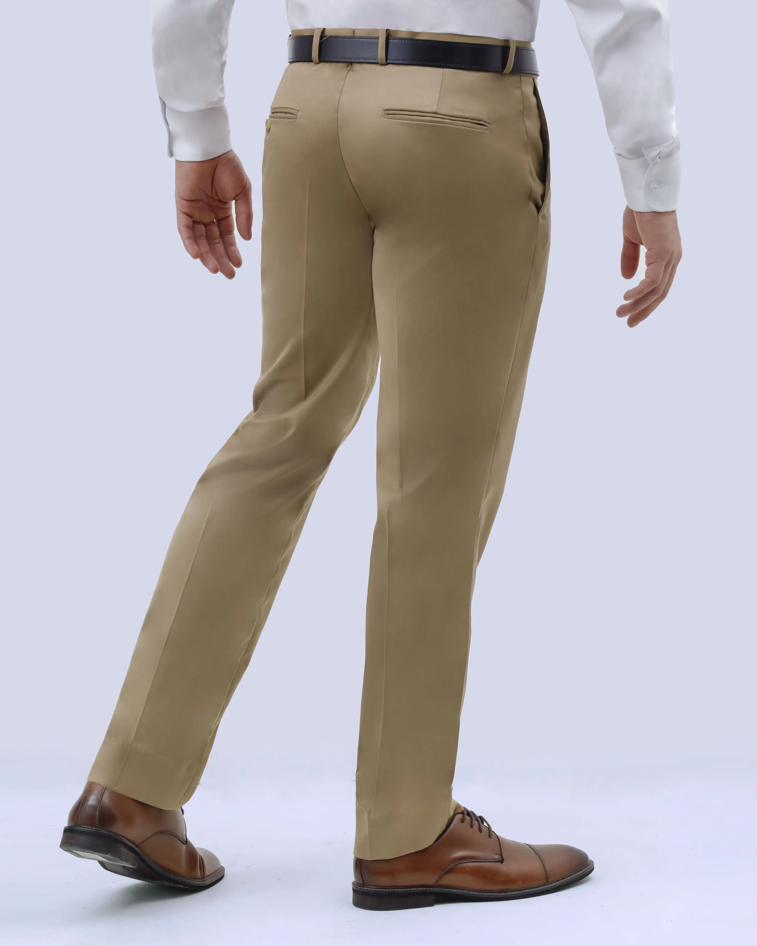 Pantalón vestir slim fit advance beige pierre cardin