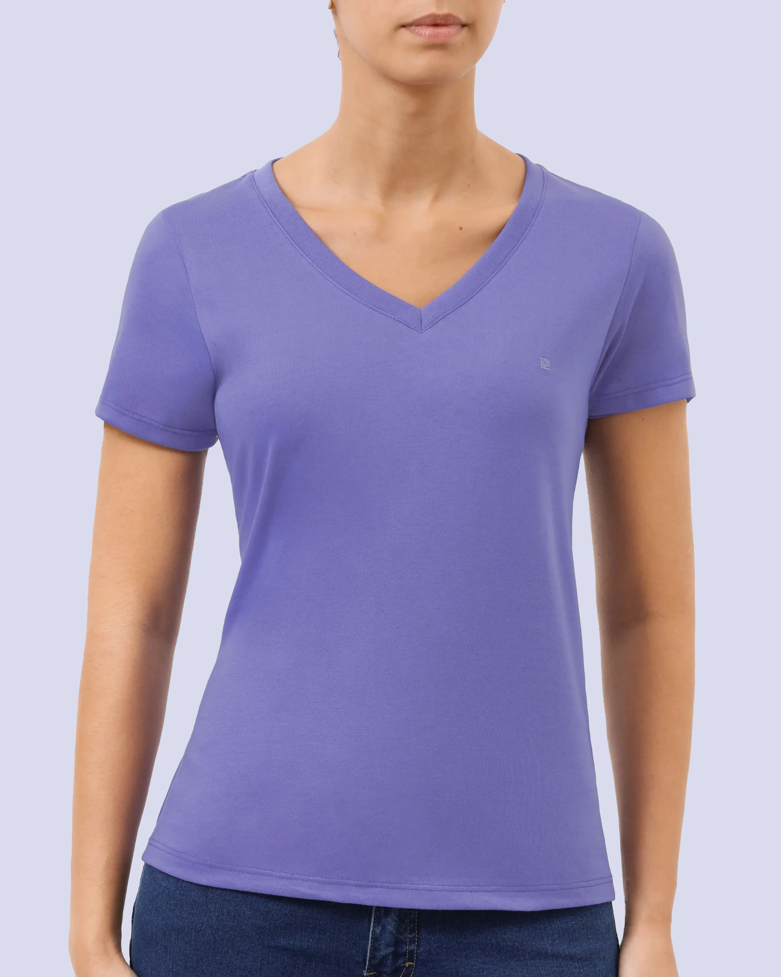 Camiseta lisa cuello v manga corta morado