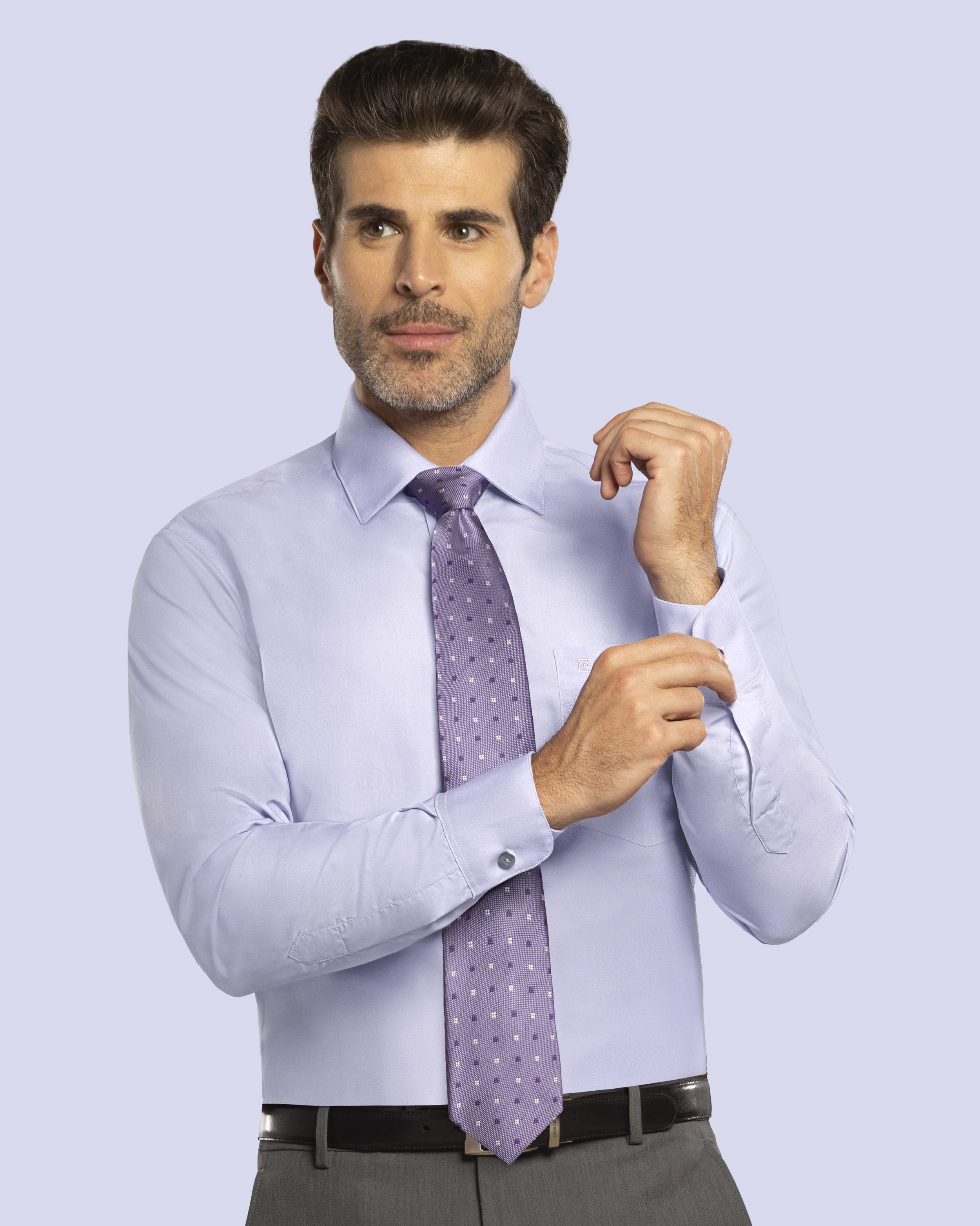 Camisa slim fit manga larga clásica morado lila