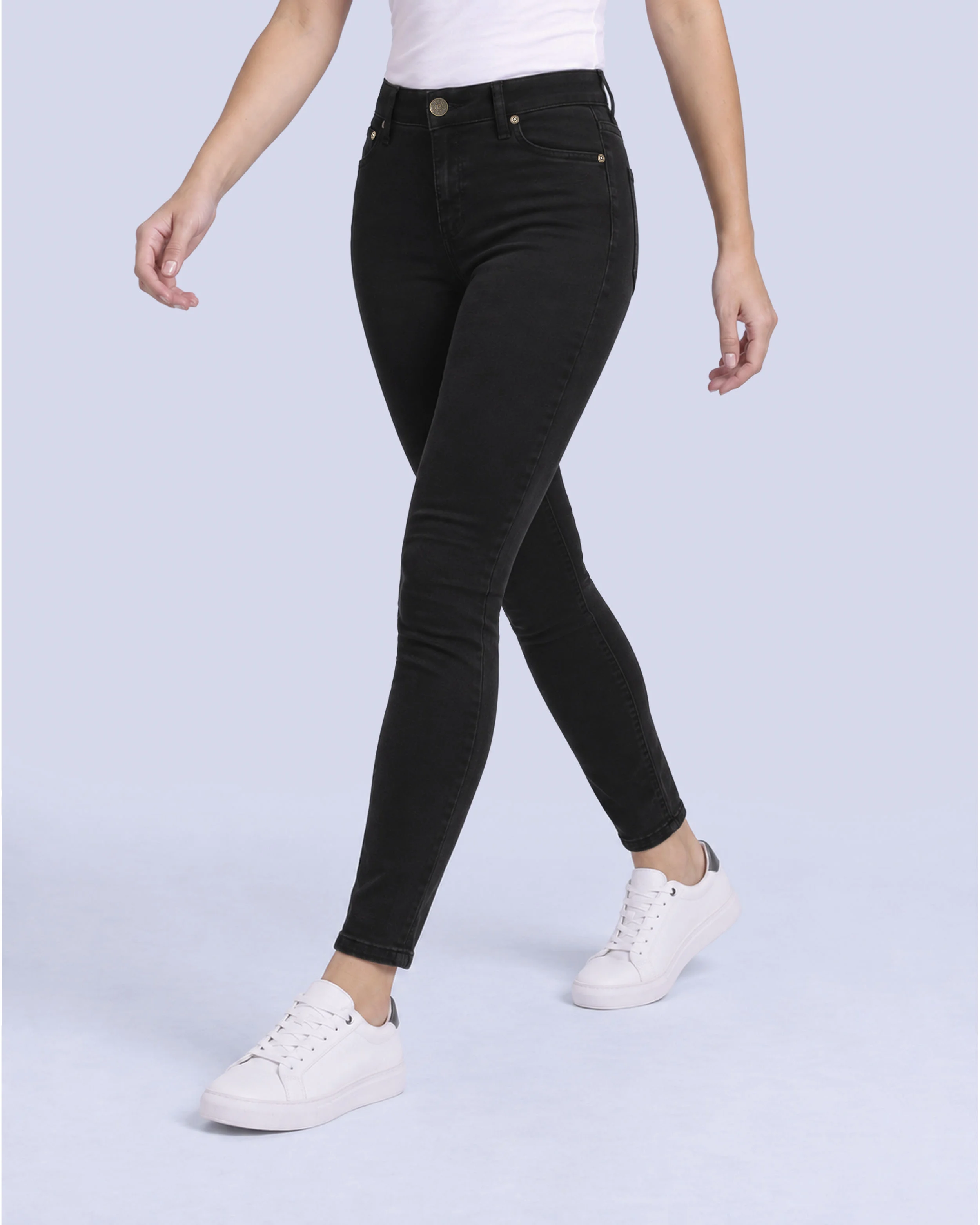 Jeans levanta pompa skinny tiro alto 451 negro básico