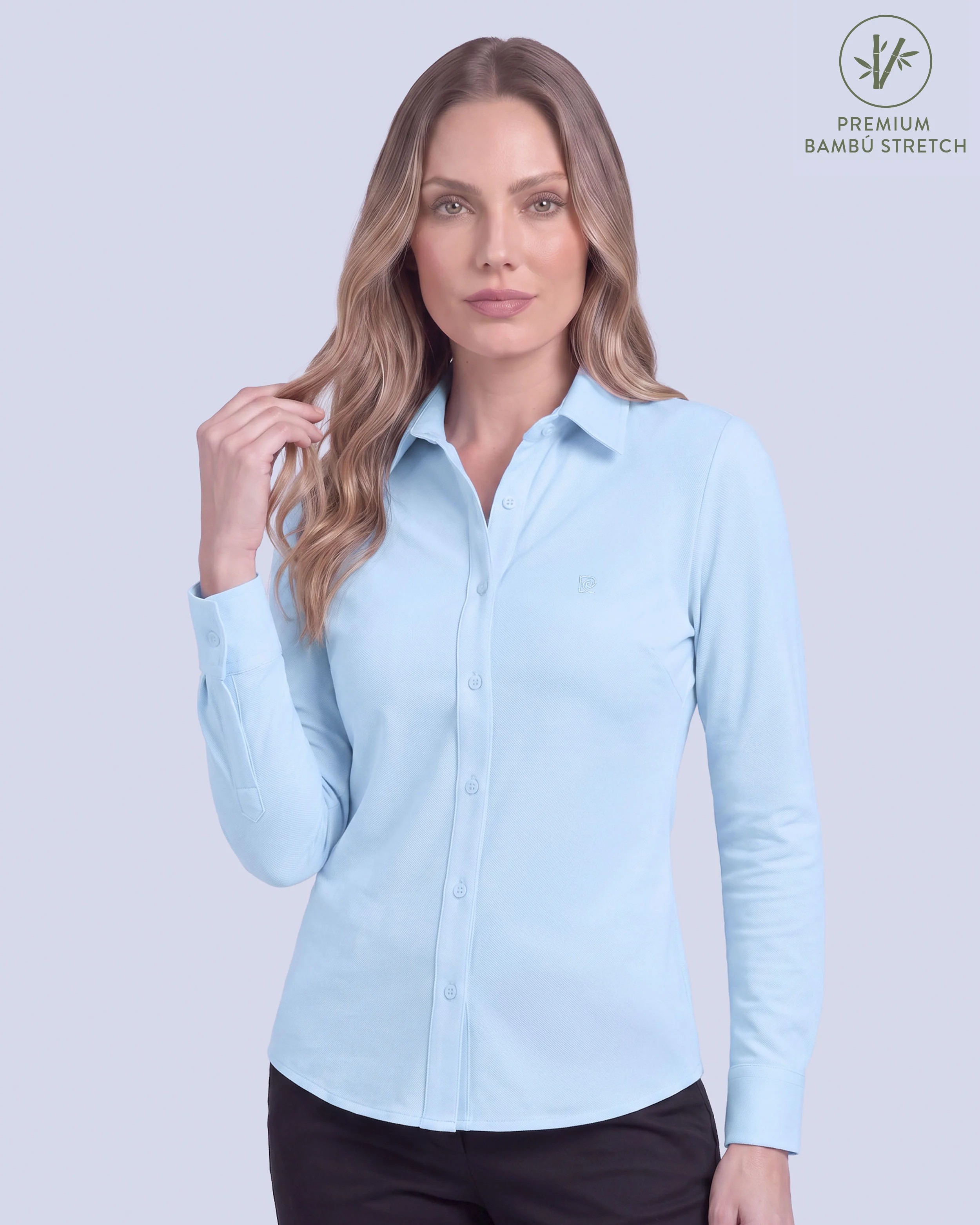 Blusa de vestir slim fit celeste piqué premium bambú stretch