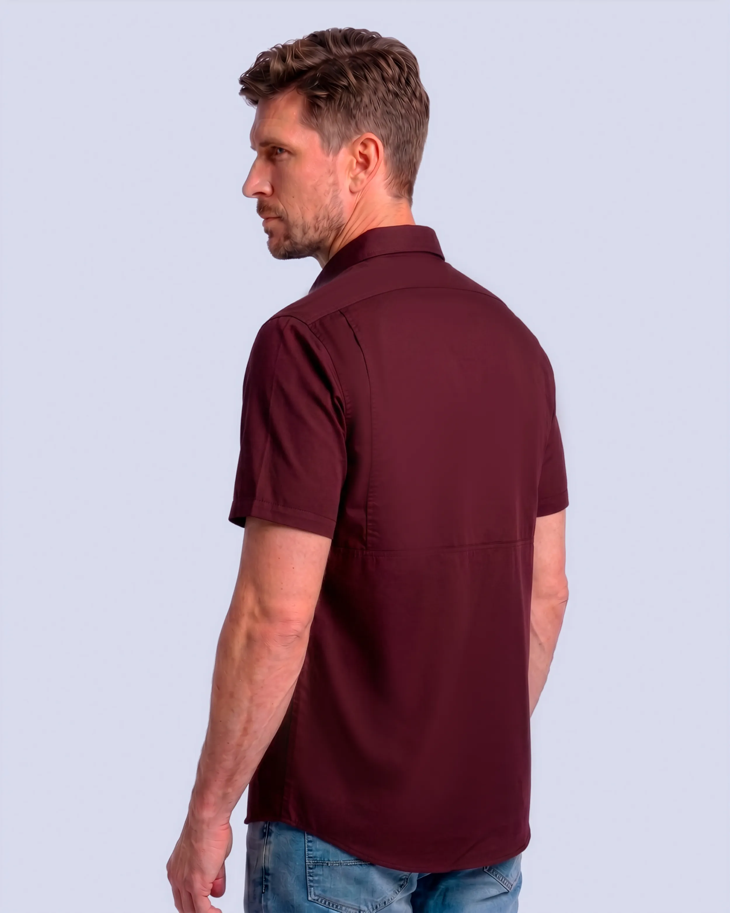 Camisa casual performance manga corta vino