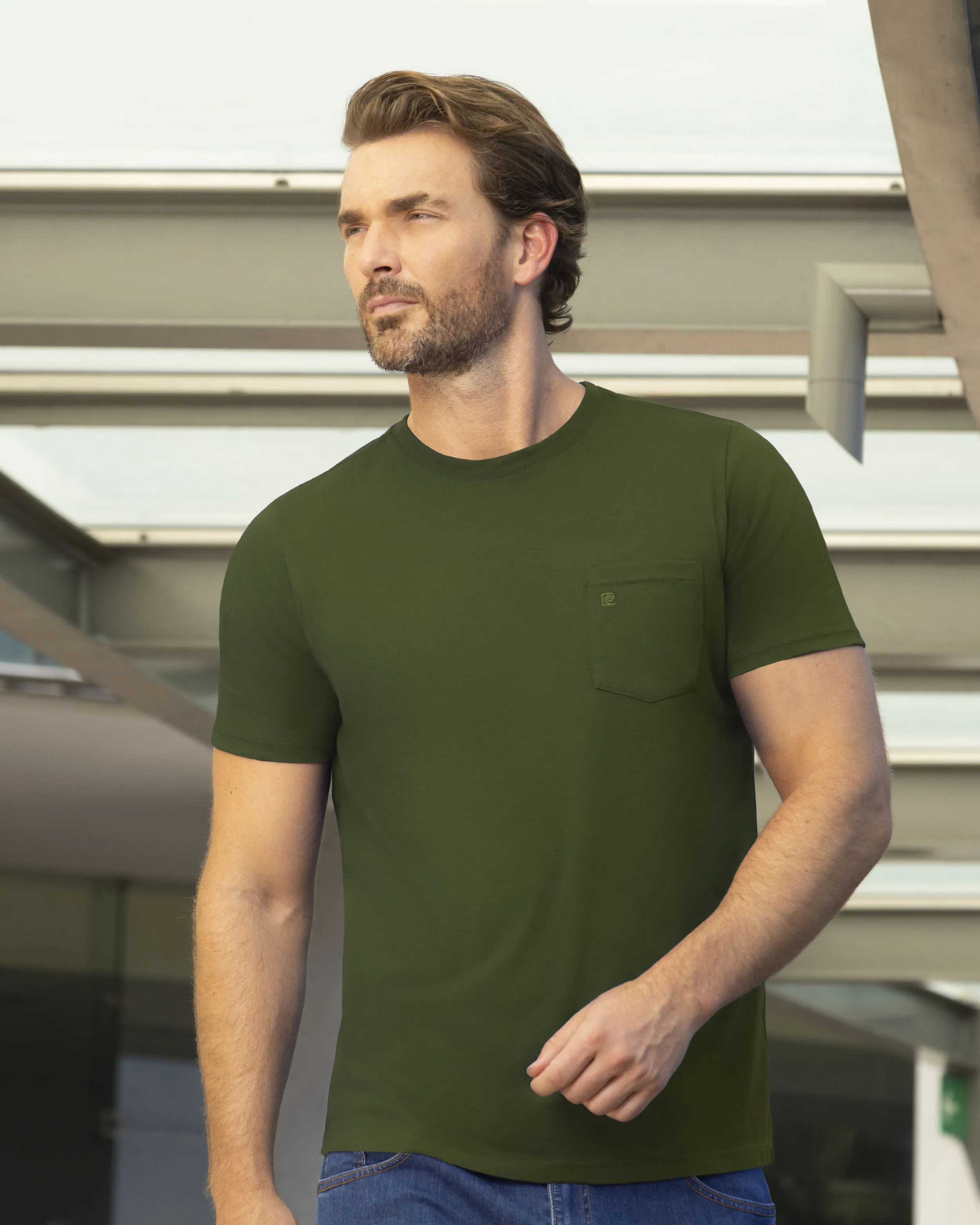 Camiseta cuello redondo lisa manga corta verde con bolsa