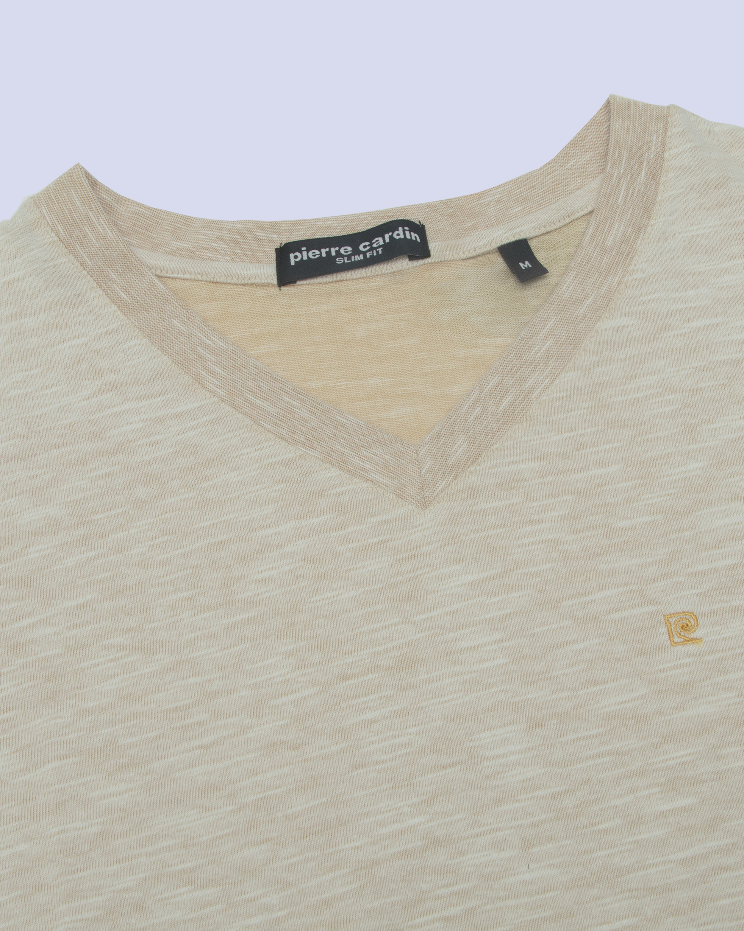 Camiseta cuello redondo diseño slim fit manga corta beige