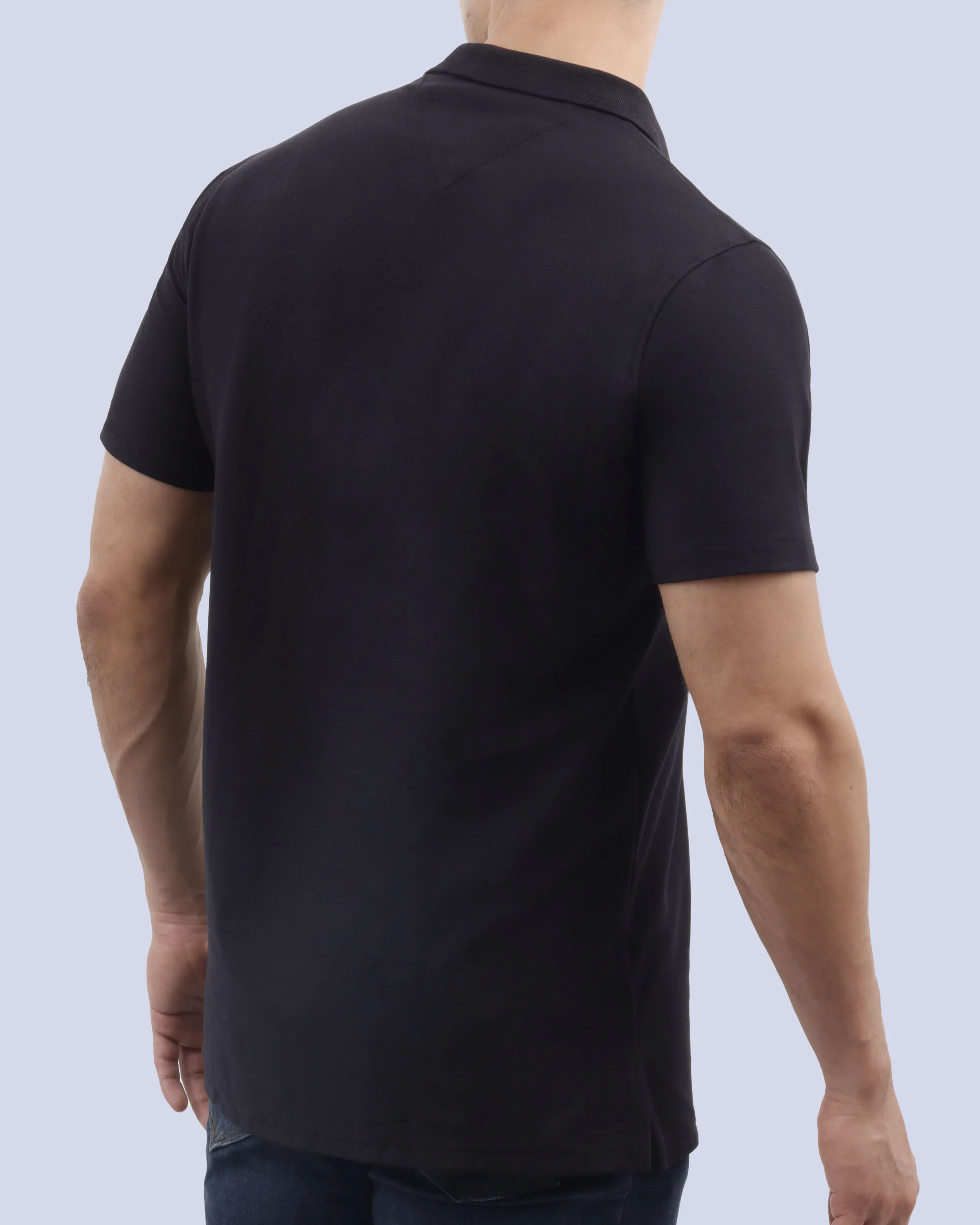 Camisa sport diseño slim fit manga corta negro