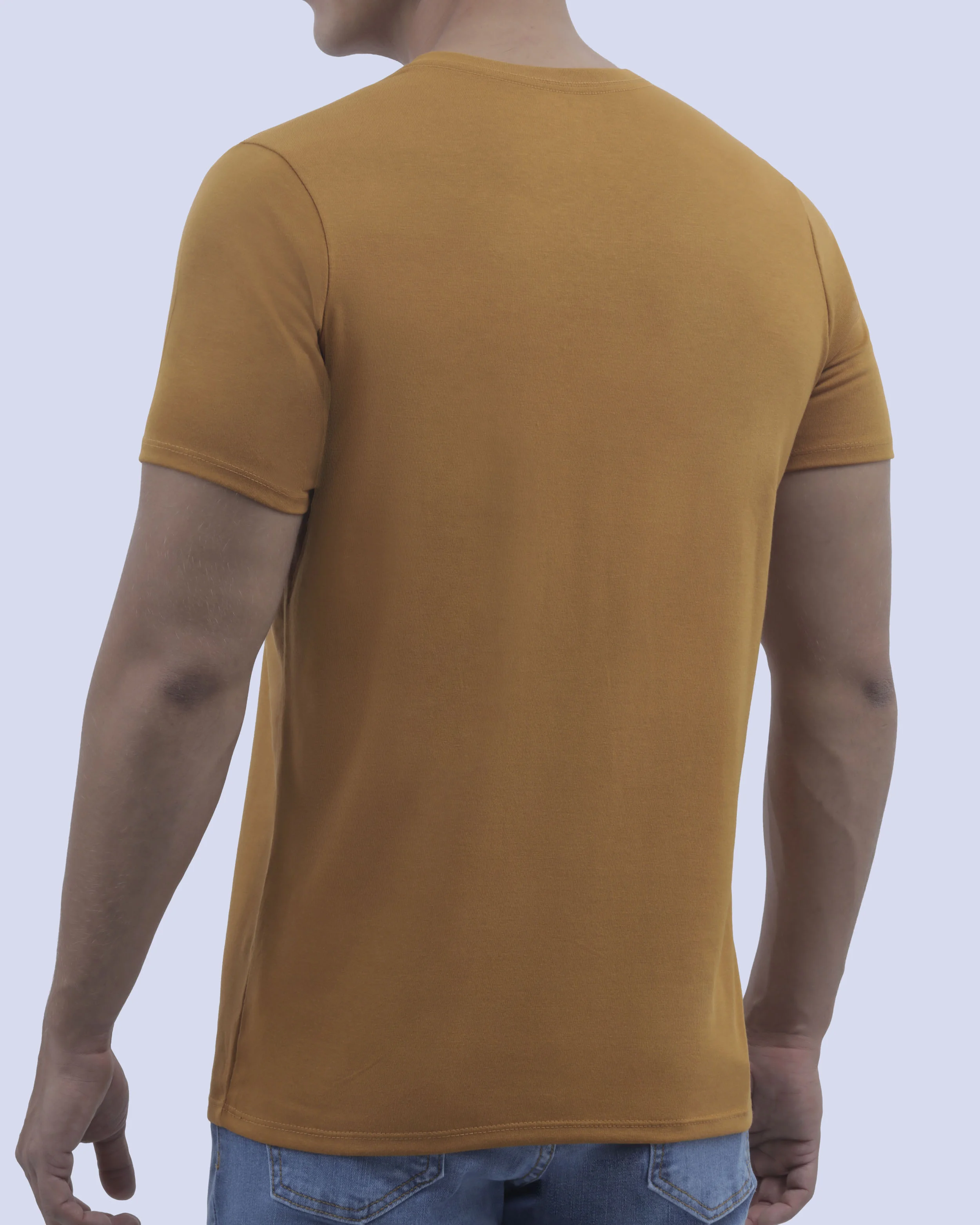 Camiseta cuello v lisa manga corta mostaza