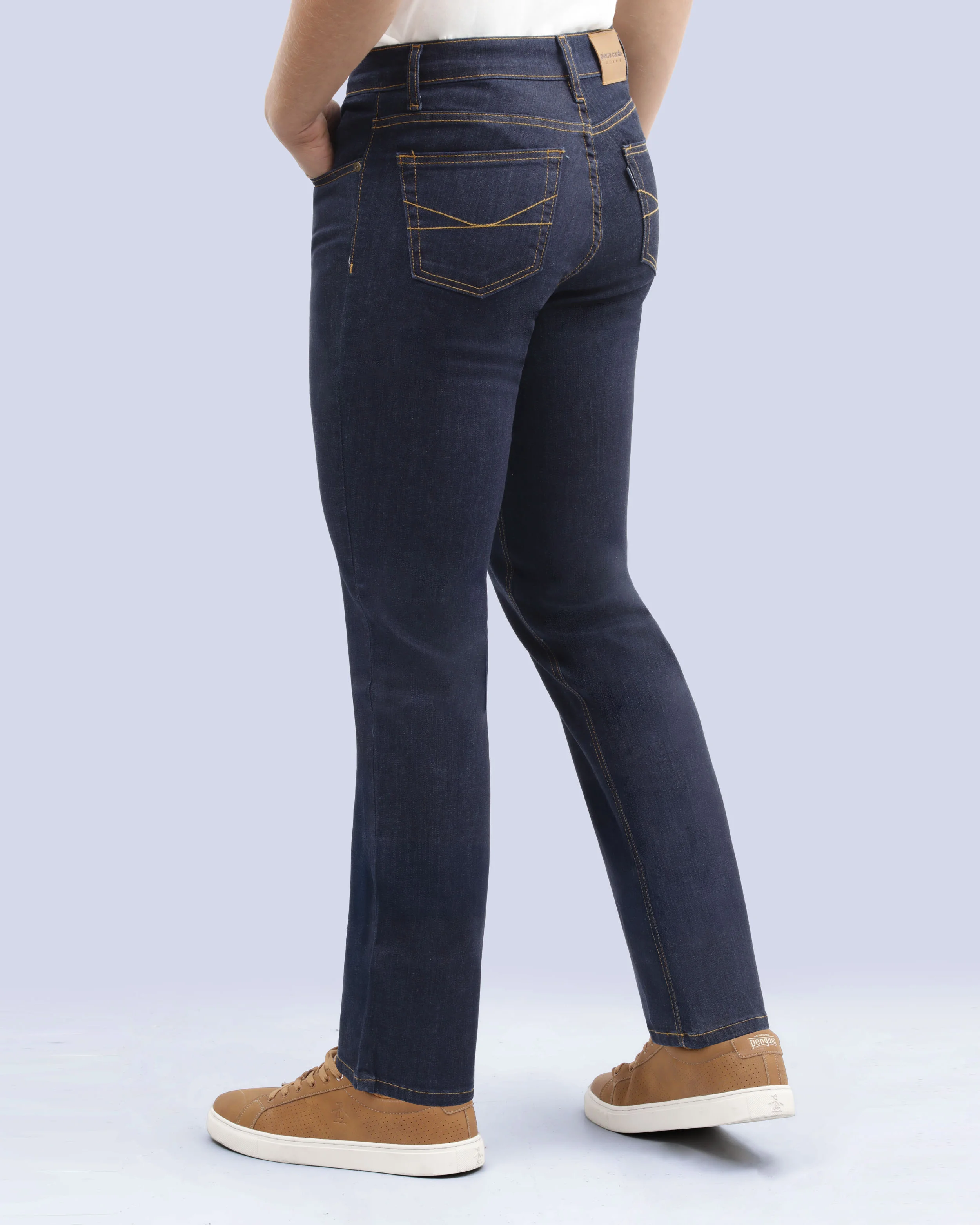Jeans 702 regular fit azul básico