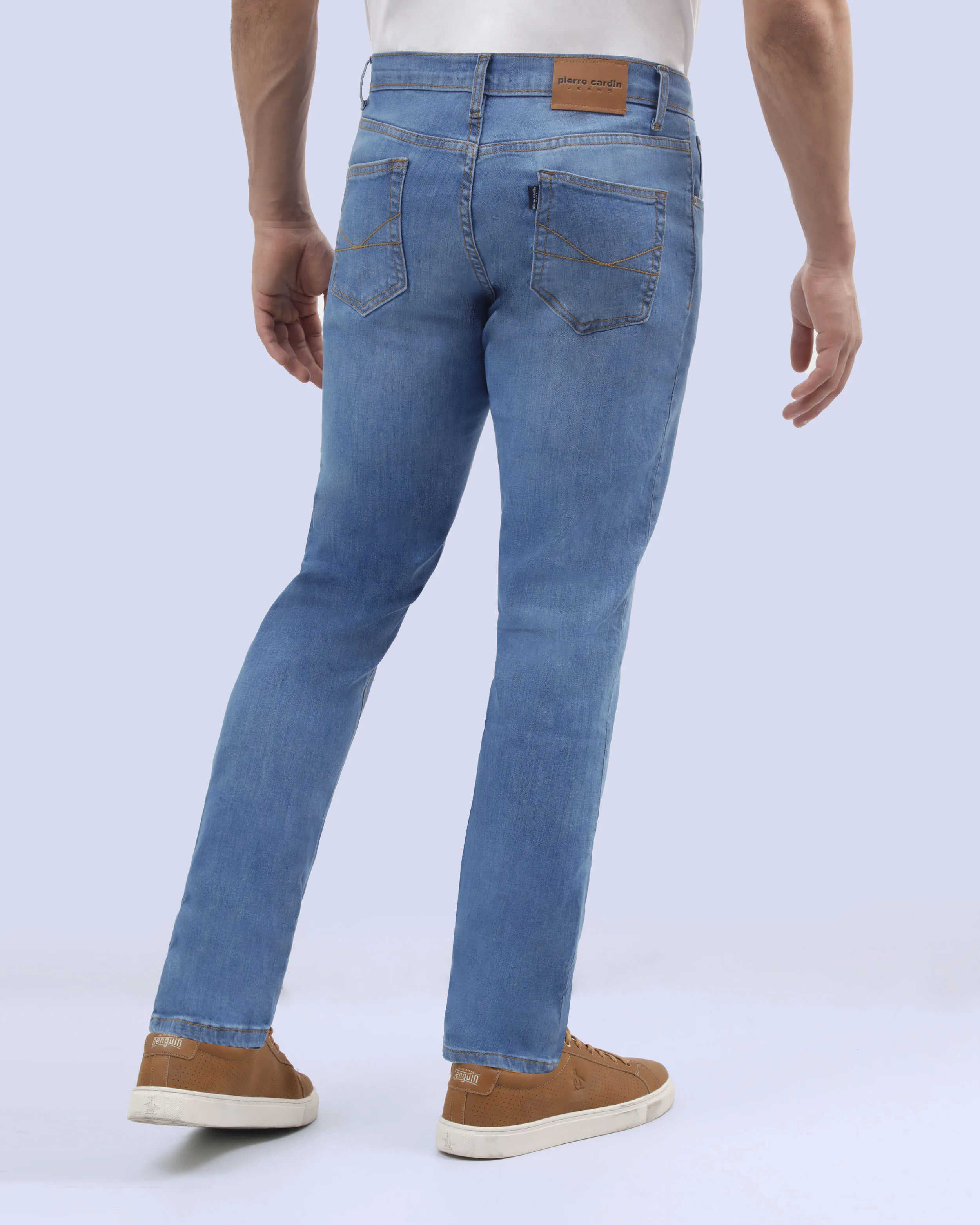 Jeans slim fit 711 azul claro