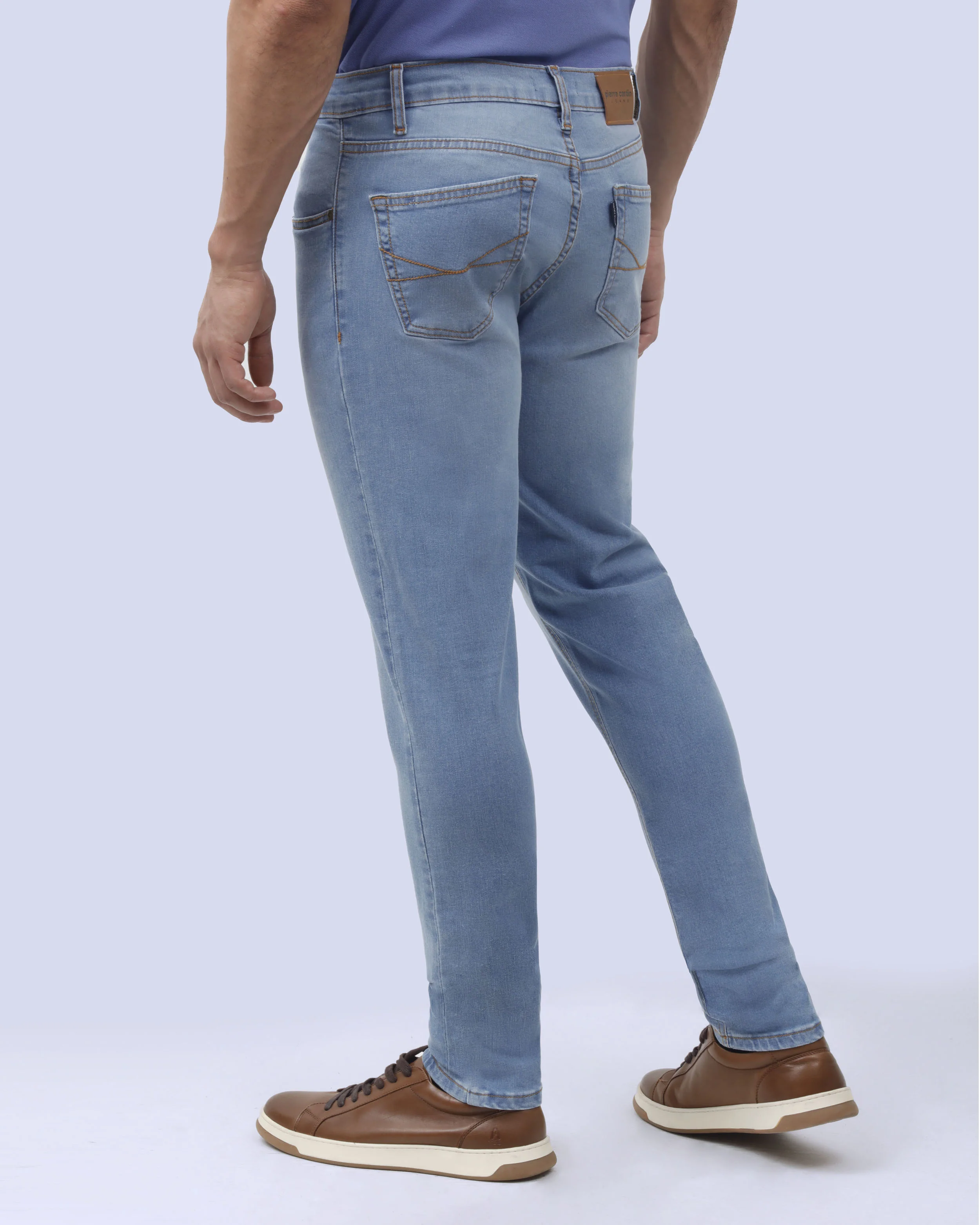 Jeans slim fit 711 celeste claro