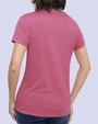 Camiseta lisa cuello v manga corta rosada