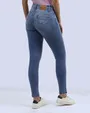 Jeans levanta pompa skinny tiro alto 451 celeste