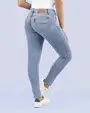 Jeans levanta pompa skinny tiro alto 451 celeste