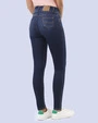 Jeans levanta pompa skinny tiro alto con dos botones azul