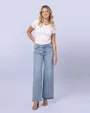 Jeans tipo wide leg 481 tiro alto celeste claro