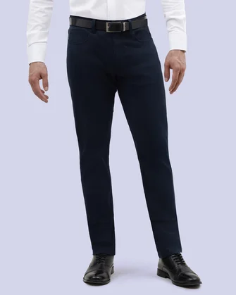 Pantalón casual slim fit azul navy tencel manhattan