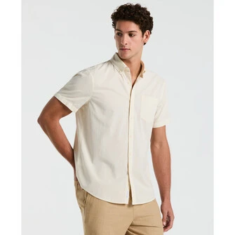 Camisa moda texturizada manga corta beige