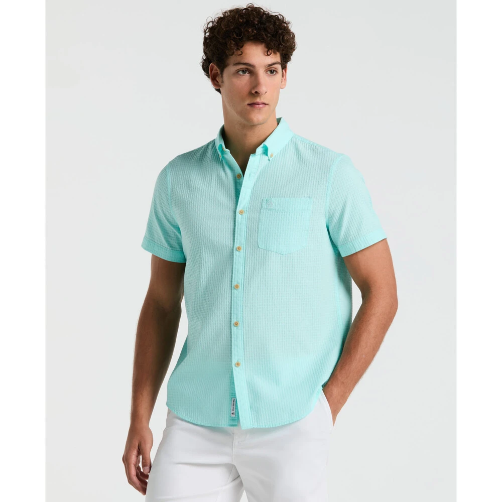 Camisa moda manga corta con botones y textura dobby en verde