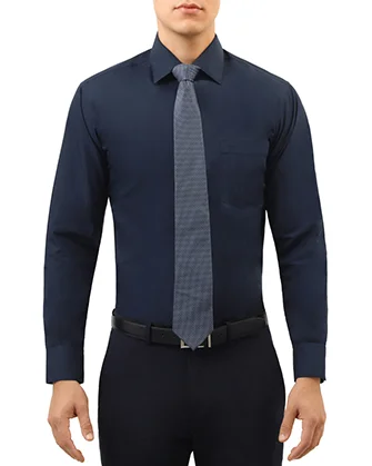 Camisa slim fit manga larga  clásica color azul navy