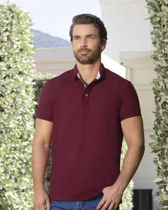 Camisa sport lisa slim fit manga corta cooling tech vino