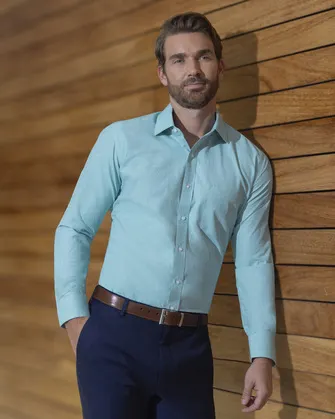 Camisa de textura slim fit manga larga color turquesa con diseños