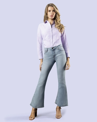 Jeans  tipo campana 471 tiro alto celeste