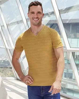 Camiseta de rayas cuello v amarillo mostaza
