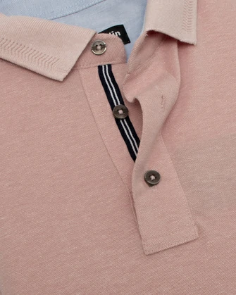 Camisa sport diseño slim fit manga corta rosada