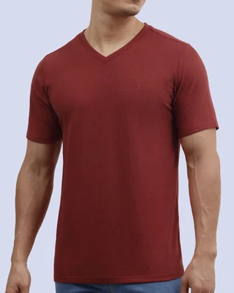 Camiseta cuello v lisa manga corta roja